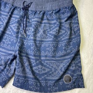 Chubbies men's shorts XXL 5.5 inseam gray blue southwest pattern